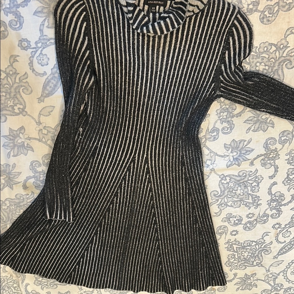 Banana Republic Black and grey Ribbed Long Sleeve Dress